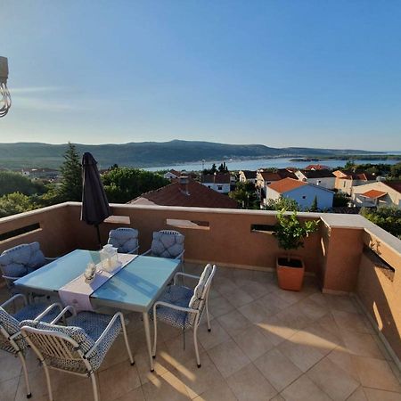 Allure Apartment Kornić Dış mekan fotoğraf