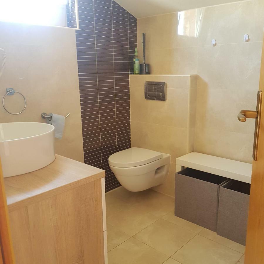 Allure Apartment Kornić Dış mekan fotoğraf